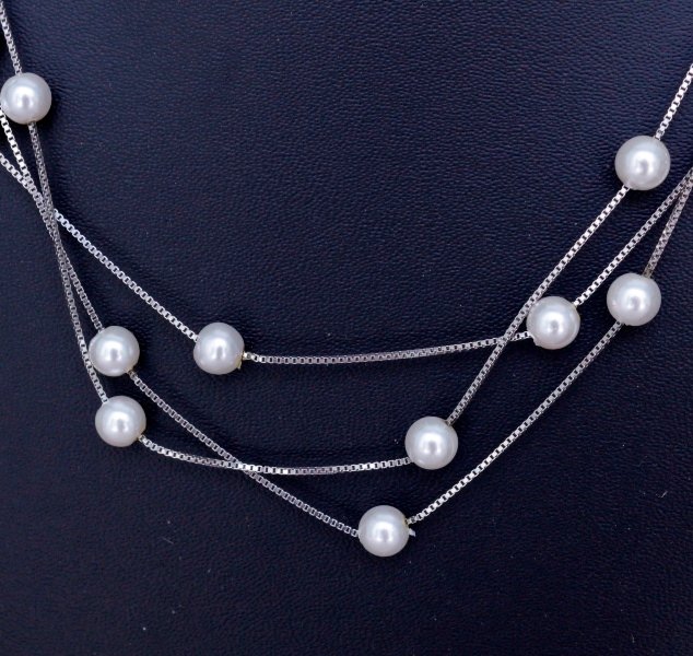 Gyary Pearl Symphony Layered Necklace