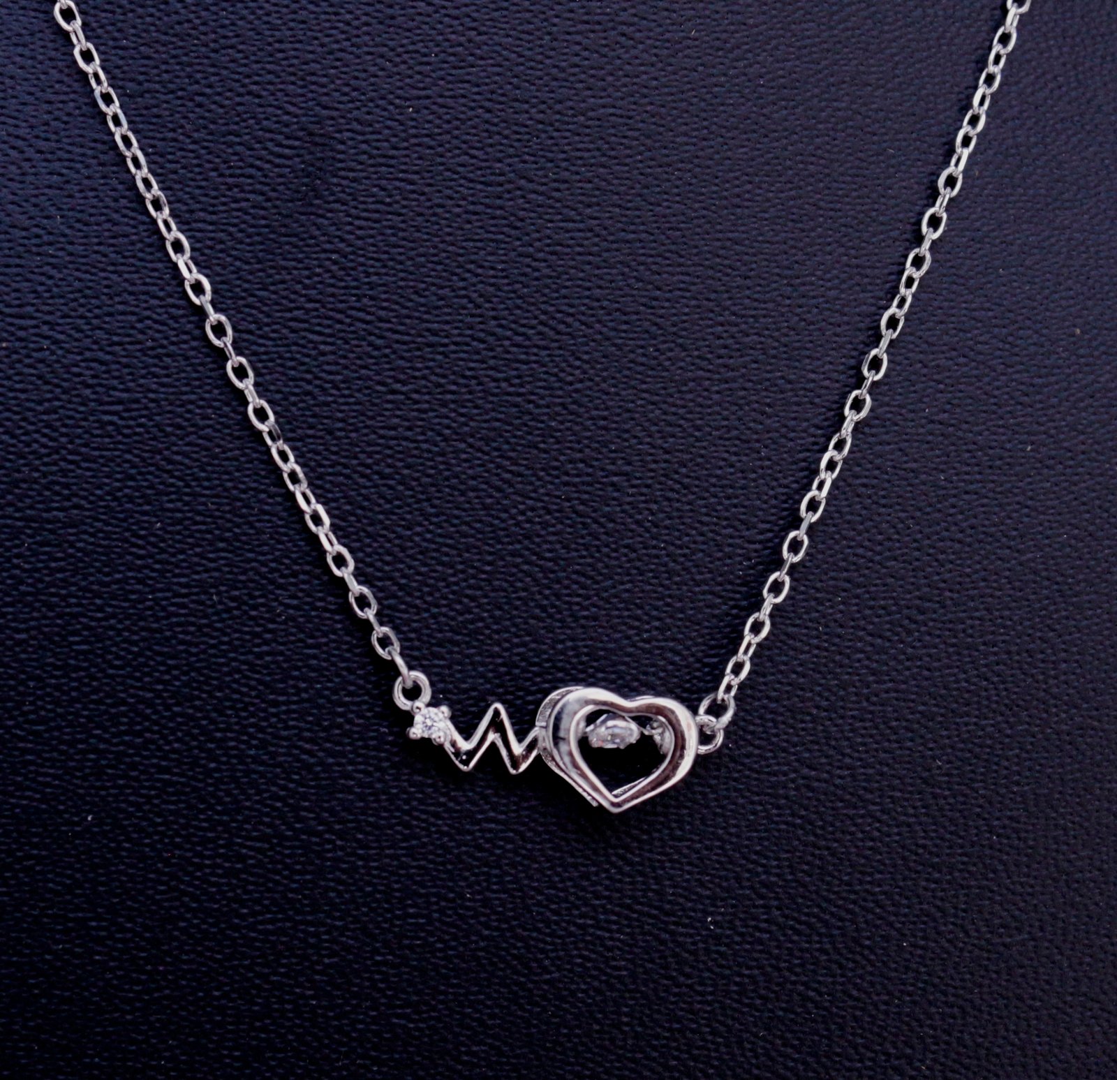Gyary Heartbeat Love Necklace