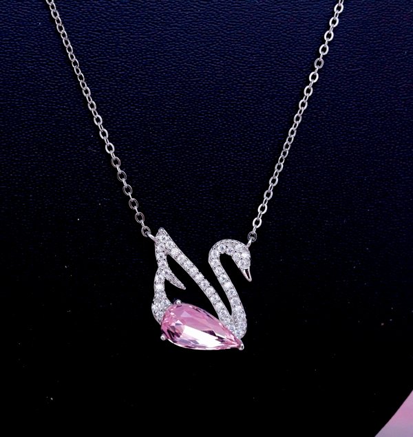 Gyary Swan Grace Pendant Necklace