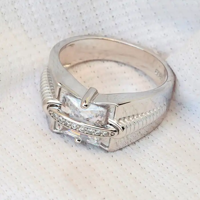 Gyary Men’s Sterling Silver Royal Square CZ Statement Ring