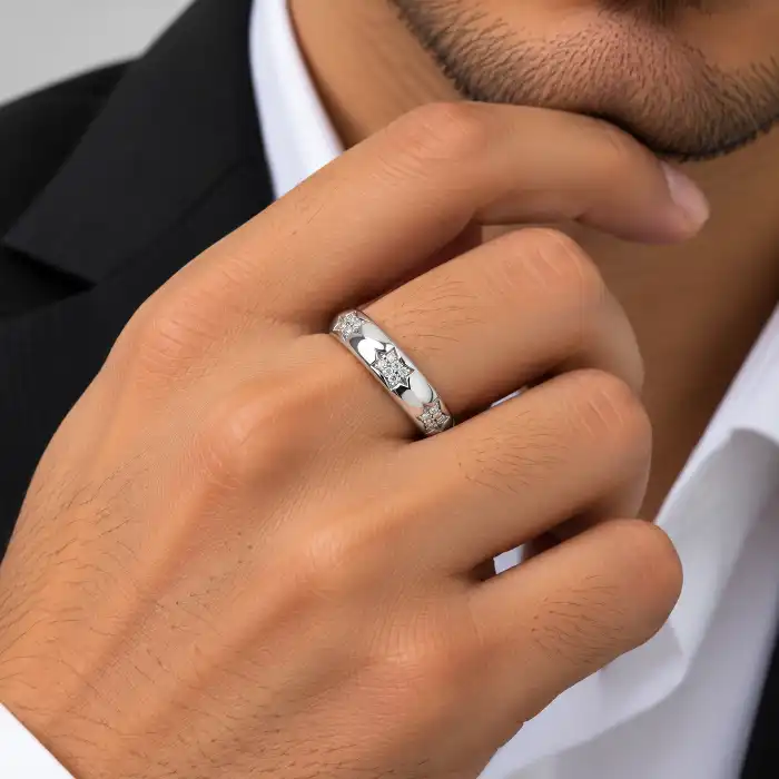 Gyary Men’s Sterling Silver Star CZ Band